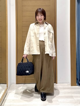 「アイテム（デニムジャケット）」を使った、momokaさん（レディース・159cm・30代）の秋コーディネート