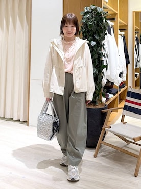 「BAYFLOW（ベイフロー）のアイテム（パンツ）」を使った、momokaさん（レディース・159cm）の春コーディネート