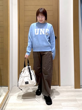 「アイテム（スリッポン）」を使った、momokaさん（レディース・159cm・30代）の秋コーディネート