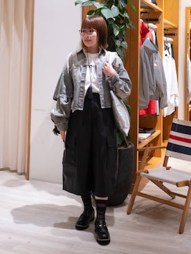 「HEREIAM（ヘレイアム）のアイテム」を使った、momokaさん（レディース・159cm）の秋コーディネート