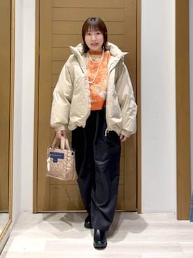 「BAYFLOW（ベイフロー）のアイテム（パンツ）」を使った、momokaさん（レディース・159cm）の冬コーディネート