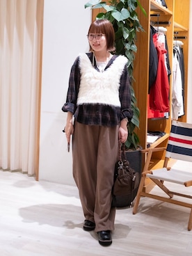 「アイテム（スウェットパンツ、ブラウン系）」を使った、momokaさん（レディース・159cm）の秋コーディネート