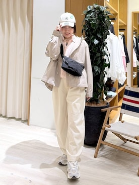 「BAYFLOW（ベイフロー）のアイテム（パンツ）」を使った、momokaさん（レディース・159cm）の春コーディネート