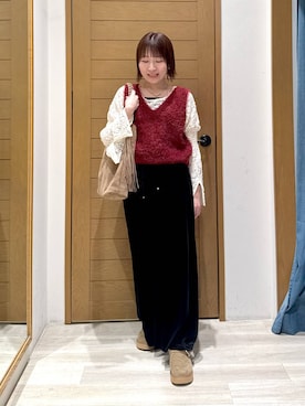 「アイテム（スリッポン）」を使った、momokaさん（レディース・159cm）の秋コーディネート