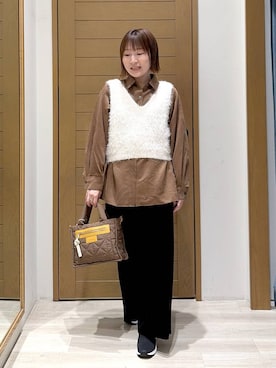 「アイテム（ベスト）」を使った、momokaさん（レディース・159cm・30代）の秋コーディネート