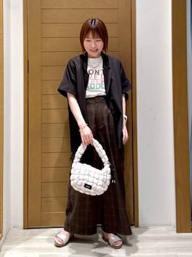 「アイテム（その他パンツ、ブラウン系）」を使った、momokaさん（レディース・159cm）の夏コーディネート
