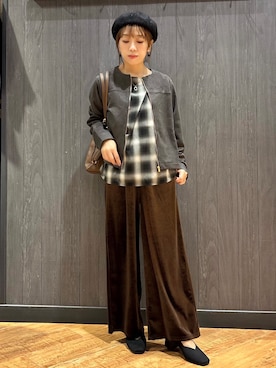 「SHOO・LA・RUE（シューラルー）の【着丈選べる/洗濯後しわになりにくい】インせず着られる ドルマンブラウス（シャツ/ブラウス、グレー系）」を使った、meiさん（レディース・153cm）の秋コーディネート