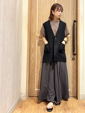 「アイテム（ベスト）」を使った、meiさん（レディース・153cm）の夏コーディネート