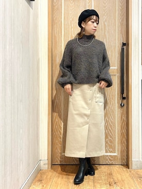 「ショート丈トップス」｜「アイテム（ハンチング/ベレー帽）」を使った、meiさん（レディース・153cm）の冬コーディネート