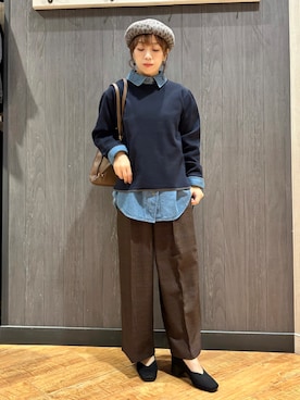 「SHOO・LA・RUE（シューラルー）の【洗濯機可/S-LL】抜け感ある着こなしに 金ボタン付き スポンディッシュ クルーネックニット（ニット/セーター、ブルー系）」を使った、meiさん（レディース・153cm）の秋コーディネート