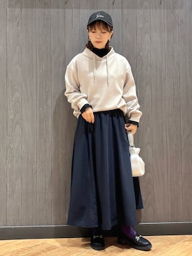 「SHOO・LA・RUE（シューラルー）の【洗濯機可/S-LL】レイヤードスタイルにも ぽこぽこジャカード ハイネックトップス（Tシャツ/カットソー、ブラック系）」を使った、meiさん（レディース・153cm）の春コーディネート