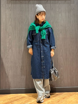 「SHOO・LA・RUE（シューラルー）のアイテム（ニットキャップ/ビーニー）」を使った、meiさん（レディース・153cm）の秋コーディネート