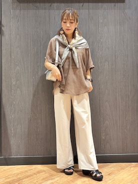 「SHOO・LA・RUE（シューラルー）の【体型カバー】バルーン風ゆるシャツブラウス（シャツ/ブラウス、ブラウン系）」を使った、meiさん（レディース・153cm）の夏コーディネート