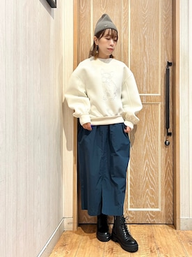 「SHOO・LA・RUE（シューラルー）のアイテム（ニットキャップ/ビーニー）」を使った、meiさん（レディース・153cm）の冬コーディネート