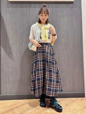 「SHOO・LA・RUE（シューラルー）の【ひんやり/S-LL/洗濯機可】色・柄選べる お袖チュールレイヤード プリントアソートTシャツ（Tシャツ/カットソー、ホワイト系）」を使った、meiさん（レディース・153cm）の春コーディネート