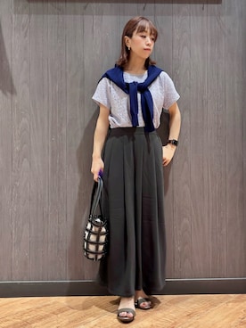 「カーディガン肩かけ」｜meiさん（レディース・153cm）の春コーディネート