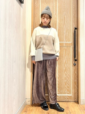 「SHOO・LA・RUE（シューラルー）のアイテム（ニットキャップ/ビーニー）」を使った、meiさん（レディース・153cm）の秋コーディネート