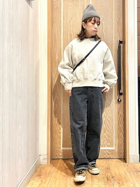 「SHOO・LA・RUE（シューラルー）のアイテム（ニットキャップ/ビーニー）」を使った、meiさん（レディース・153cm）の冬コーディネート