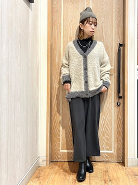 「SHOO・LA・RUE（シューラルー）のアイテム（ニットキャップ/ビーニー）」を使った、meiさん（レディース・153cm）の冬コーディネート