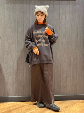 「SHOO・LA・RUE（シューラルー）のアイテム（ニットキャップ/ビーニー）」を使った、meiさん（レディース・153cm）の秋コーディネート