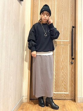 「ナロースカート」｜「アイテム（ニットキャップ/ビーニー）」を使った、meiさん（レディース・153cm）の秋コーディネート