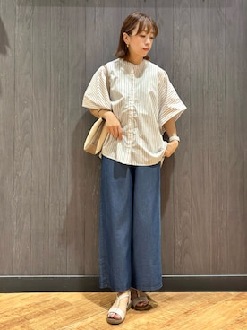 「ストライプシャツ」｜「アイテム（ブルー系）」を使った、meiさん（レディース・153cm）の夏コーディネート