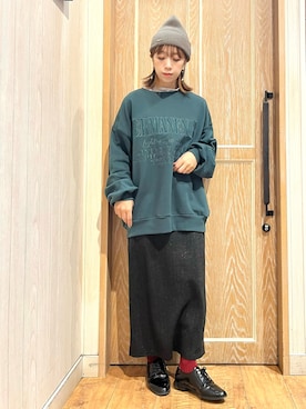 「SHOO・LA・RUE（シューラルー）のアイテム（ニットキャップ/ビーニー）」を使った、meiさん（レディース・153cm）の秋コーディネート