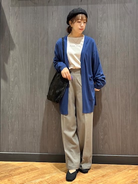 「SHOO・LA・RUE（シューラルー）の【体型カバー/洗濯機可/ポケット付き】ゆるシルエット もちもち ボタンレスカーディガン（カーディガン/ボレロ、ブルー系）」を使った、meiさん（レディース・153cm）の秋コーディネート