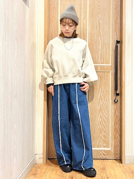 「SHOO・LA・RUE（シューラルー）のアイテム（ニットキャップ/ビーニー）」を使った、meiさん（レディース・153cm）の冬コーディネート