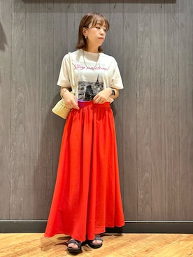 「アイテム（スカート、レッド系）」を使った、meiさん（レディース・153cm）の夏コーディネート