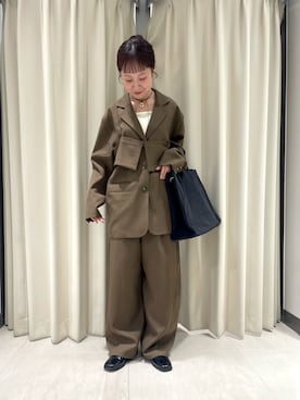 「イチ推しジャケットスタイル」｜「アイテム（トートバッグ）」を使った、ゆうりさん（レディース・158cm）の秋コーディネート