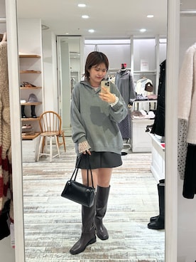 「mystic（ミスティック）のスウェットライクヘンリーニット（ニット/セーター、グレー系）」を使った、nanaさん（レディース・161cm）の冬コーディネート