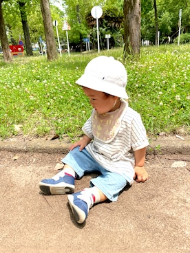 「Familiar （ファミリア）のアイテム（帽子）」を使った、rioさん（キッズ・80cm）の夏コーディネート