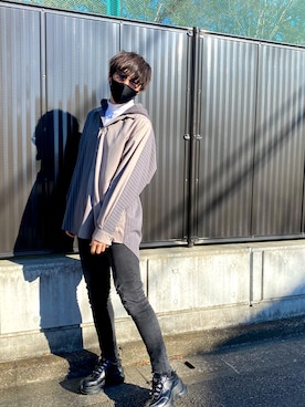 シルバー系のアイテムを使った 大学生ファッション のメンズ人気ファッションコーディネート Wear