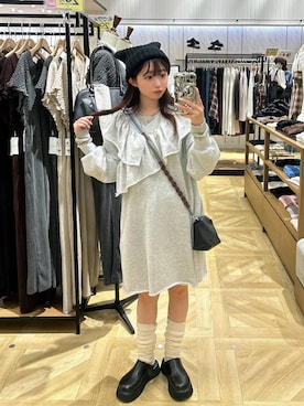 「アイテム（スマホグッズ）」を使った、さちぃさん（レディース・153cm）の秋コーディネート