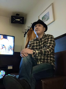 「アイテム（シャツ/ブラウス）」を使った、ひとはこさん（メンズ・176cm・40代）の秋コーディネート