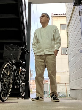 「アイテム（チノパンツ）」を使った、ひとはこ(約一万円コーデ)さん（メンズ・176cm・40代）の冬コーディネート