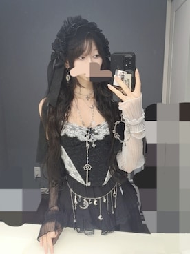 「アイテム（イヤリング）」を使った、薔薇さん（レディース・165cm）の秋コーディネート