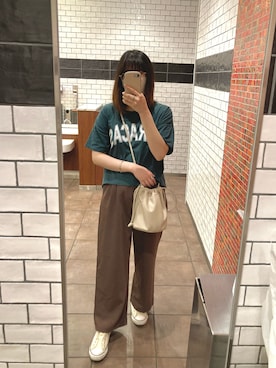 「NEUNA（ヌナ）の2wayセミワイドカラースラックスパンツ（スラックス）」を使った、るあさん（レディース・160cm）の夏コーディネート