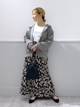 「GLOBAL WORK（グローバルワーク）のヘビロッTプリント長袖/281743（Tシャツ/カットソー、ホワイト系）」を使った、ひろちゃん☆相互さん（レディース・155cm）の秋コーディネート