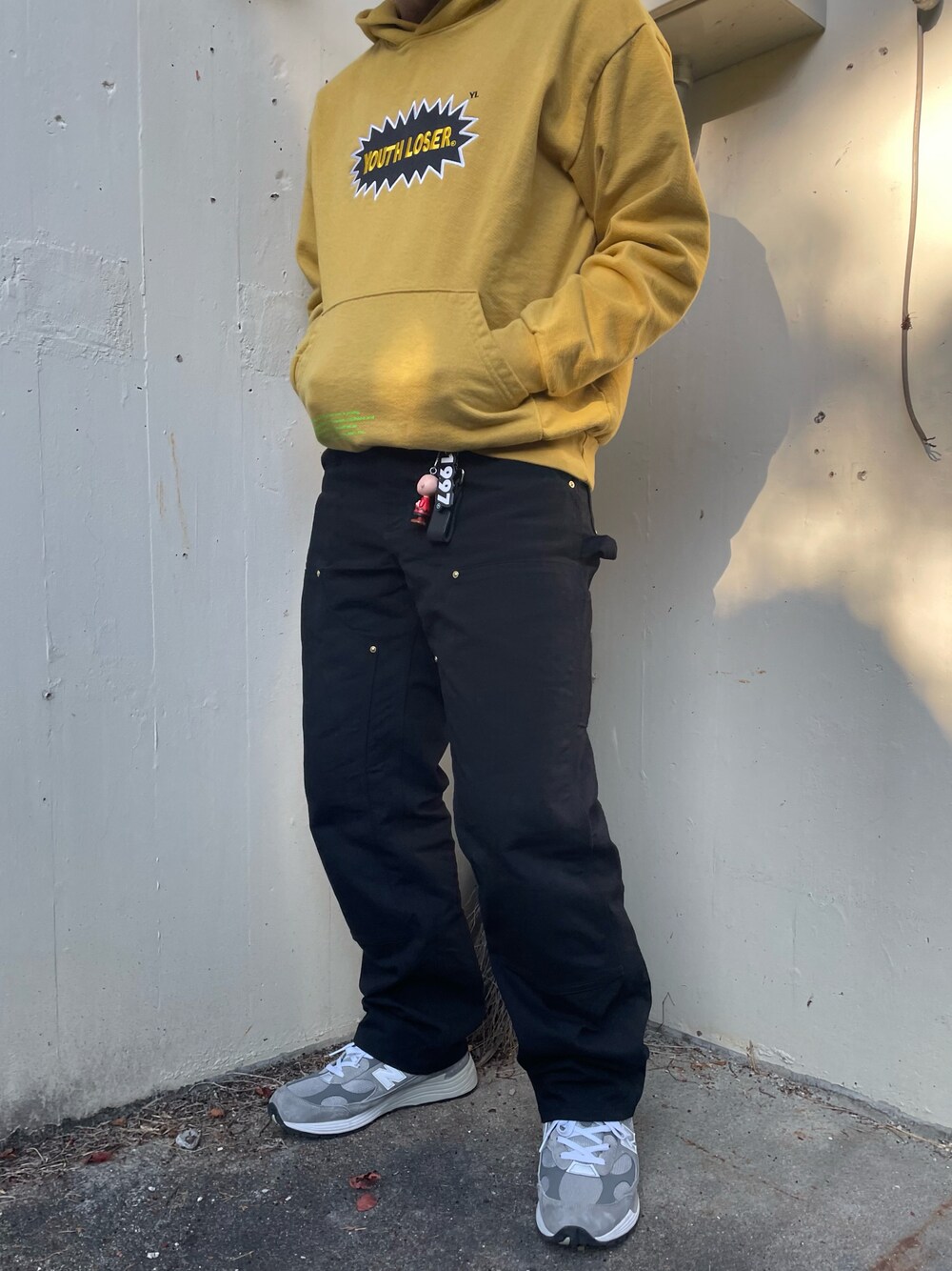 「youthloser、Dickies、New Balance」｜「Dickiesのアイテム（パンツ、ブラック系）」を使った、seto1009さん（メンズ・172cm）の冬コーディネートの1枚目の写真