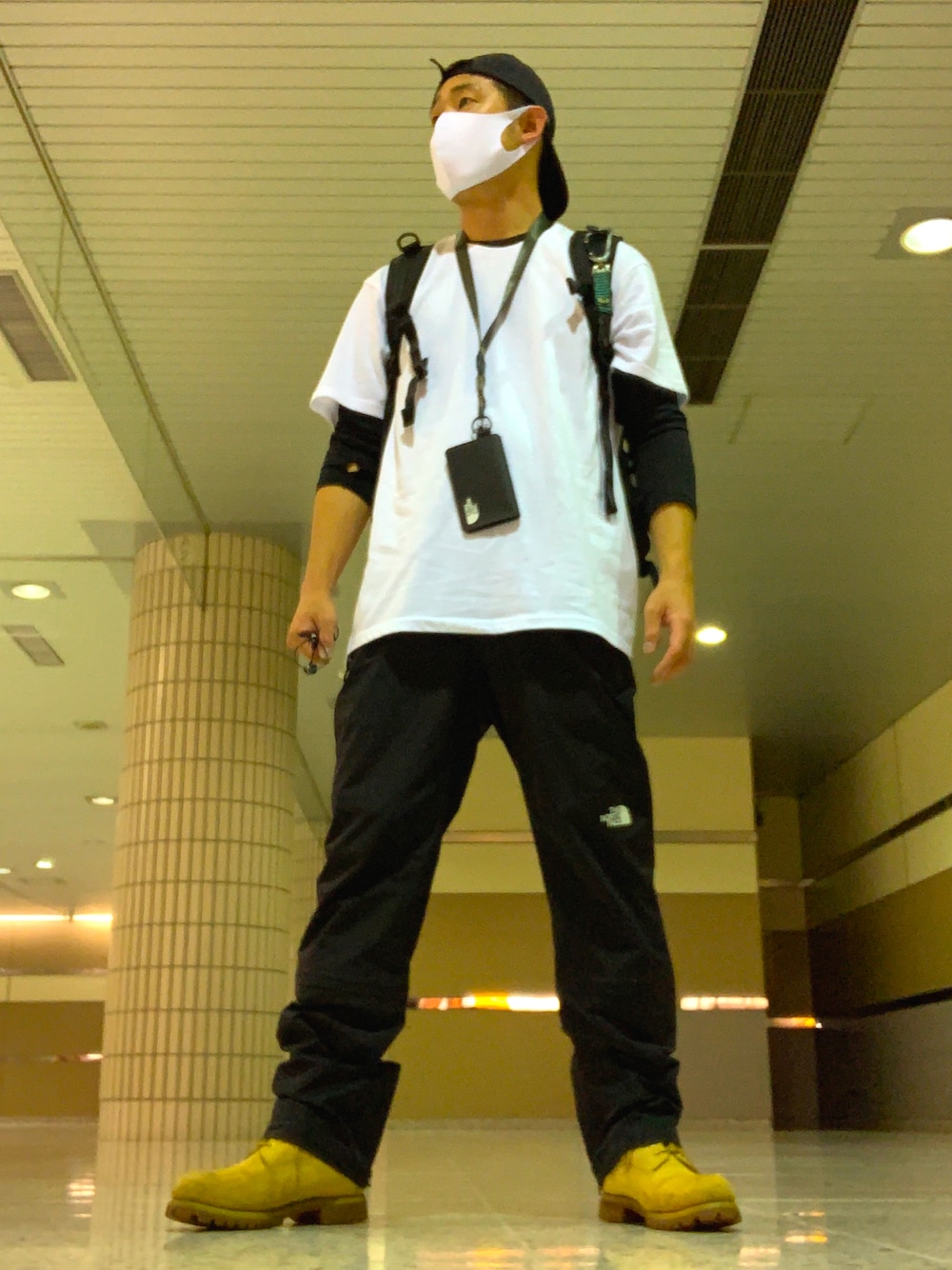 「THE NORTH FACEのアイテム（キャップ、ブラック系）」を使った、植草ムノイズ達郎さん（メンズ・174cm）の夏コーディネートの1枚目の写真