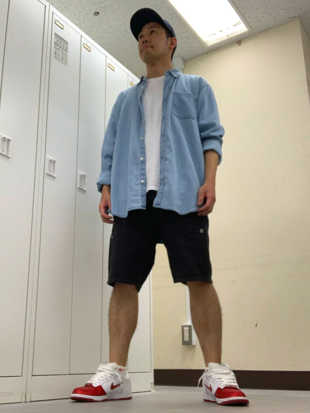 「THE NORTH FACEのアイテム（キャップ、ブルー系）」を使った、植草ムノイズ達郎さん（メンズ・174cm）の夏コーディネートの1枚目の写真