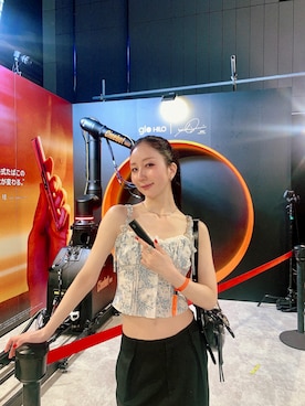 「アイテム（雑貨/ホビー）」を使った、神林真里さん（レディース・168cm）の夏コーディネート