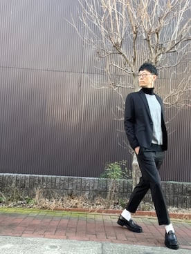 「DOOPZ（ドープス）のアイテム（スラックス）」を使った、うろーごさん（メンズ・184cm）の冬コーディネート