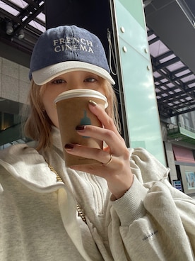 「RUBY AND YOU（ルビーアンドユー）のアイテム（キャップ）」を使った、AMOさん（レディース・168cm）の秋コーディネート