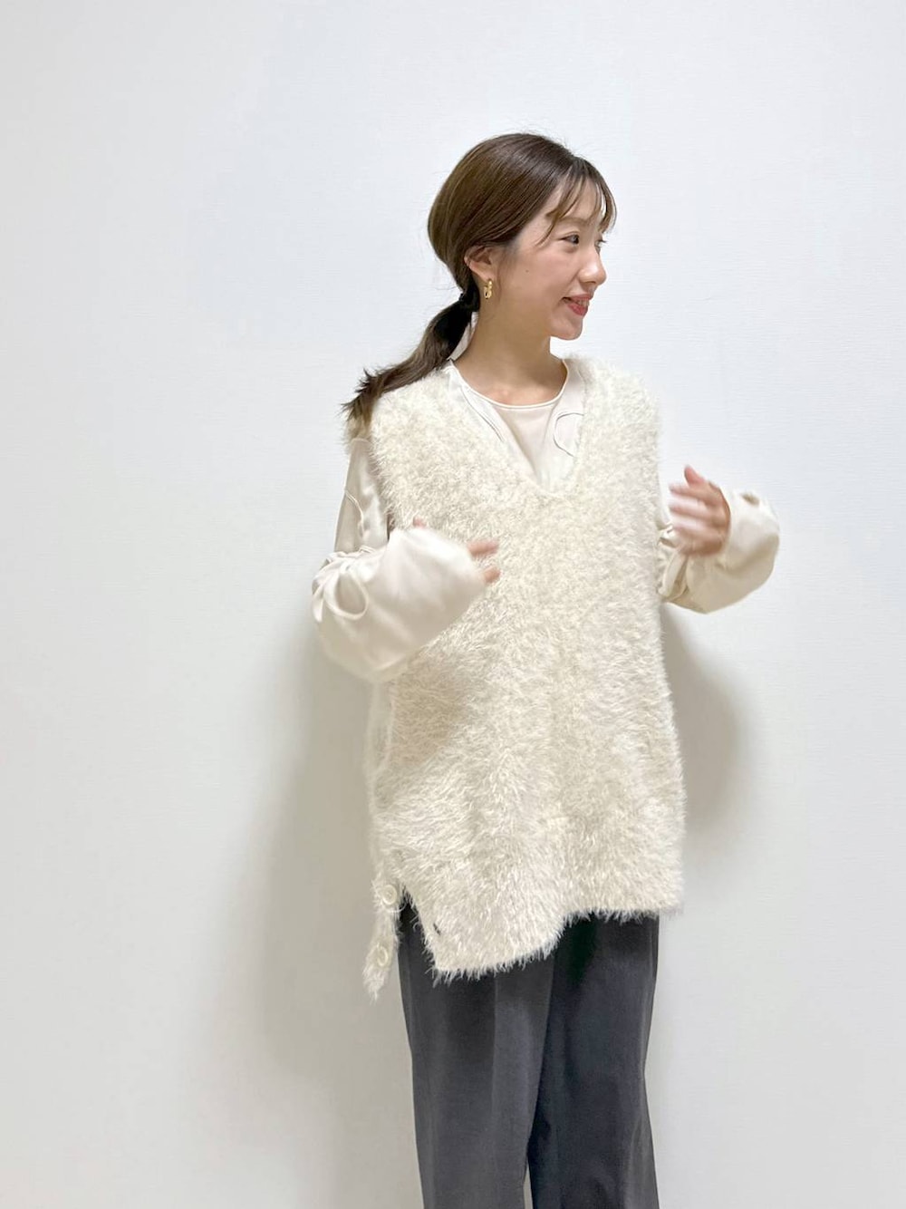 LOWRYS FARM（ローリーズファーム）の「2WAYエンブロイダリーLS