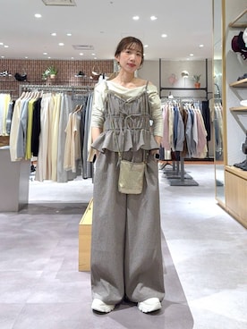 「Me%（ミィパーセント）のメタルメッシュポーチショルダー　103417（ショルダーバッグ、ゴールド系）」を使った、たっきー❁⃘さん（レディース・149cm）の春コーディネート