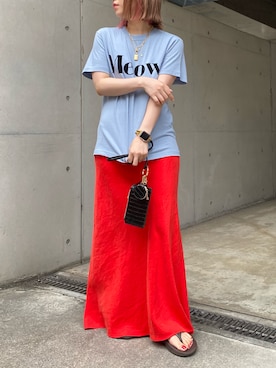 「カラーTシャツ」｜「アイテム（その他シューズ）」を使った、莉子 Rikoさん（レディース・158cm）の夏コーディネート