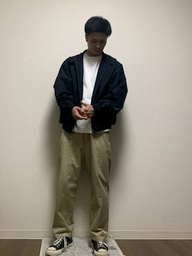 「UNIQLO（ユニクロ）のエアリズムコットンオーバーサイズTシャツ（5分袖）（Tシャツ/カットソー）」を使った、abckamomeさん（メンズ・170cm・20代）の秋コーディネート